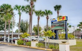Super 8 By Wyndham St. Petersburg